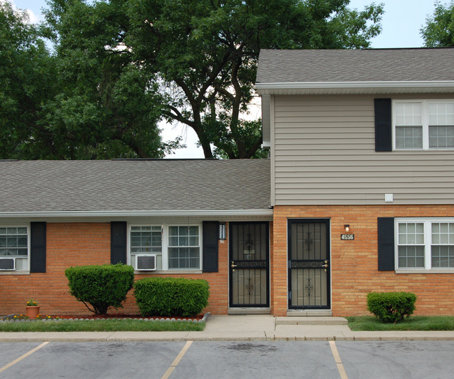 Troy Manor Cooperative, Indianapolis Apts & Townhomes for Rent