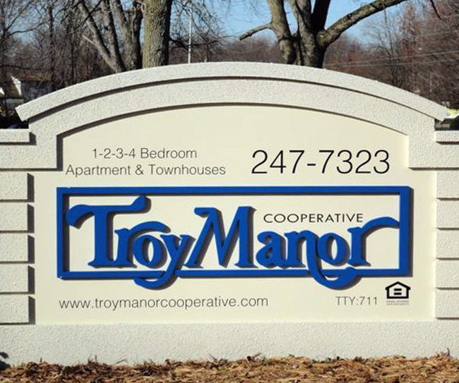 Troy Manor Apts